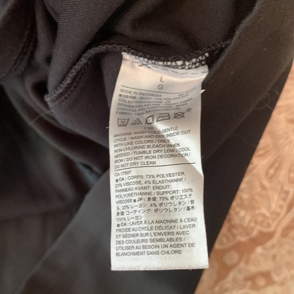 Banana Republic Factory Sleeveless Faux Leather Top L - Picture 5 of 5